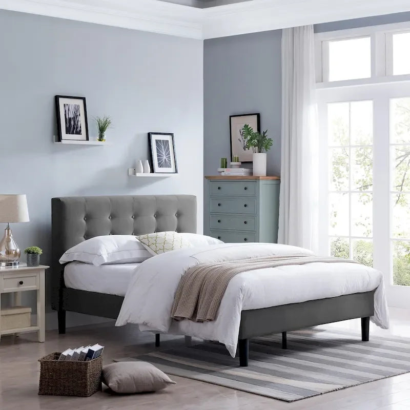Agnew Queen-size Upholstered Platform Bed