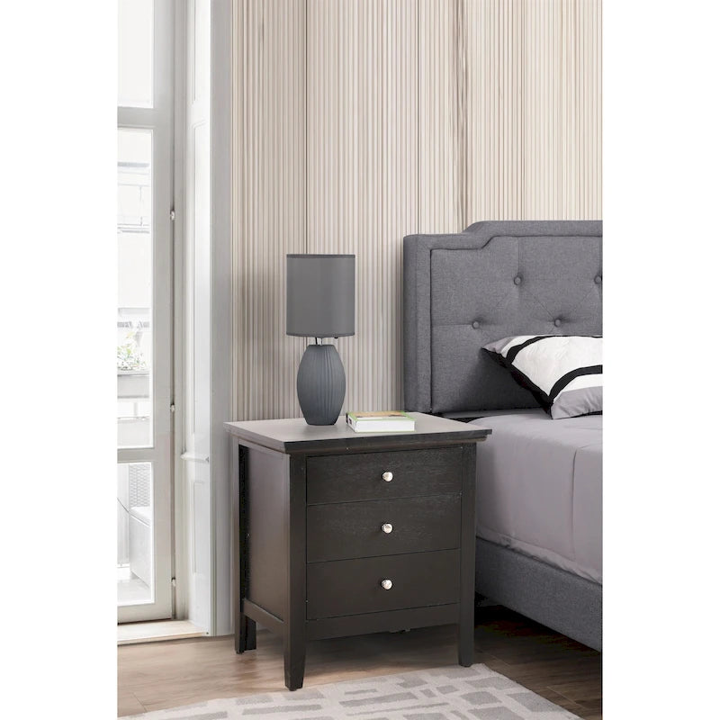 Hammond 3-Drawer Nightstand (26. H x 24. W x 18. D)